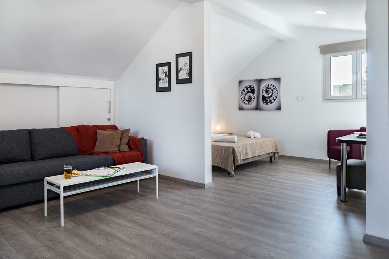 Silver Apartment - Loft Limassol Luaran gambar